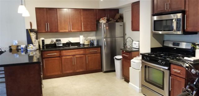 6886 N Kendall Dr D202, Pinecrest, FL 33156