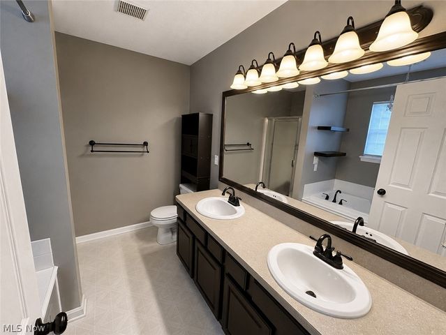 38442 Avalon Drive, North Ridgeville, OH 44039