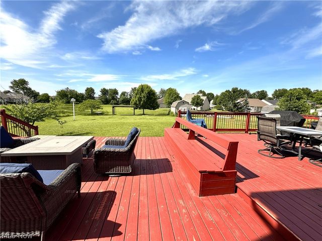 38442 Avalon Drive, North Ridgeville, OH 44039