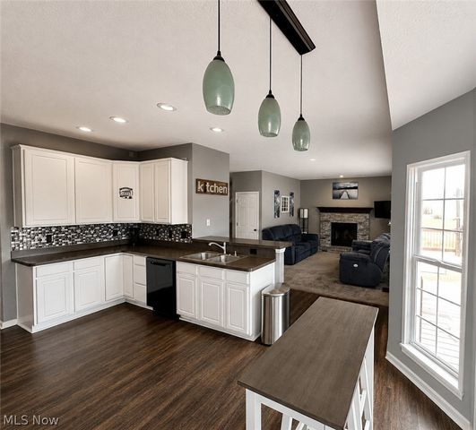 38442 Avalon Drive, North Ridgeville, OH 44039