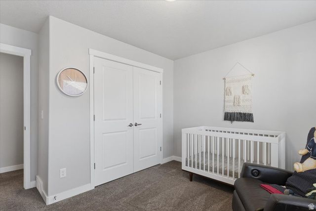 370 W KNIGHTS LN, Layton, UT 84041