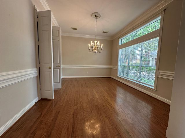 17 Ambleside Crescent Drive, Sugar Land, TX 77479