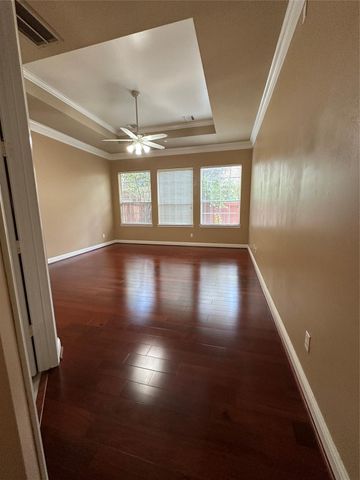 17 Ambleside Crescent Drive, Sugar Land, TX 77479