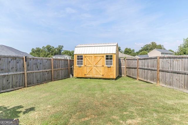 723 Ivy Glen Drive, Perry, GA 31069