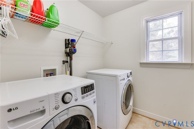 7698 Rural Point Rd, Mechanicsville, VA 23116