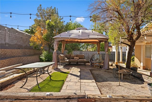 211 West Highland Drive, Henderson, NV 89015