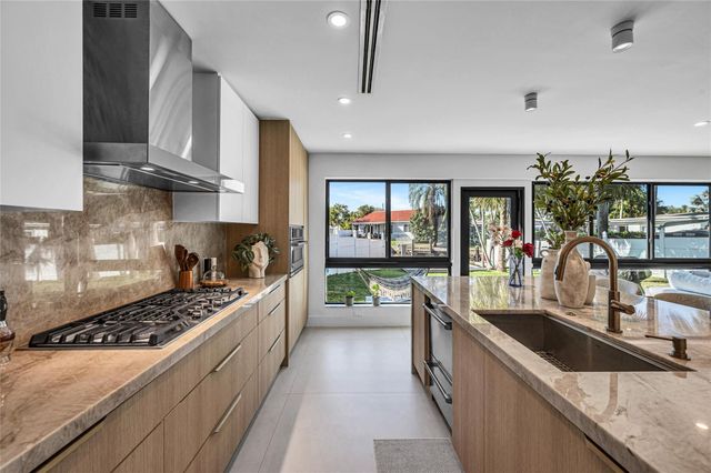 1001 Orange Isle, Fort Lauderdale, FL 33315