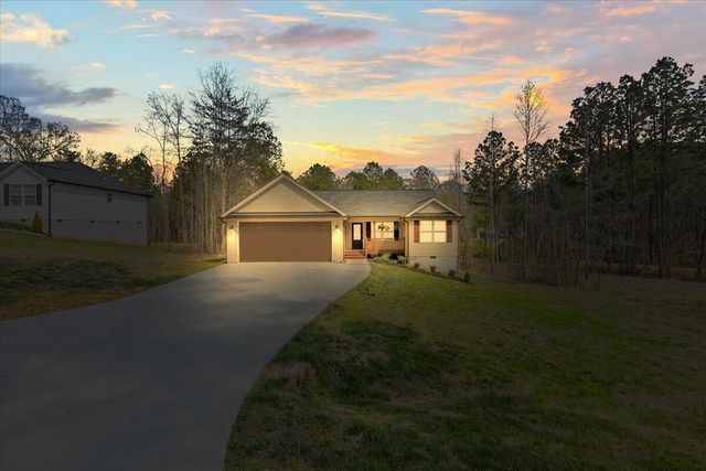 818 Bridges Road, Rocky Face, GA 30740