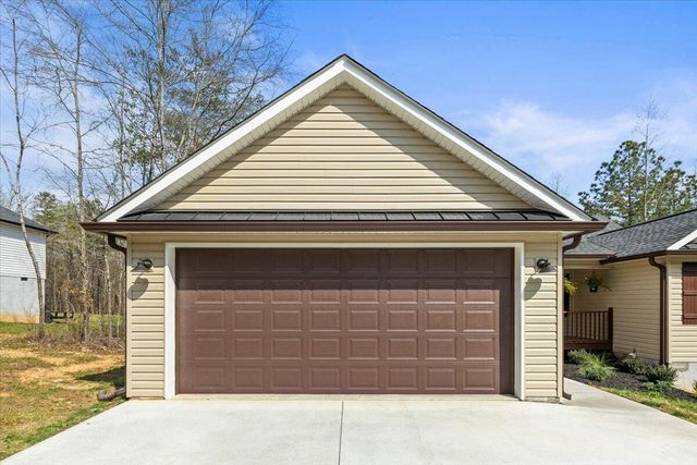 818 Bridges Road, Rocky Face, GA 30740