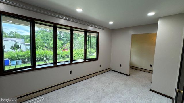 5157 BONNIE ACRES DR, Ellicott City, MD 21043