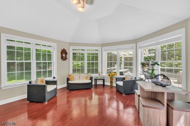 4 Sovereign Dr, Mount Olive Twp., NJ 07836