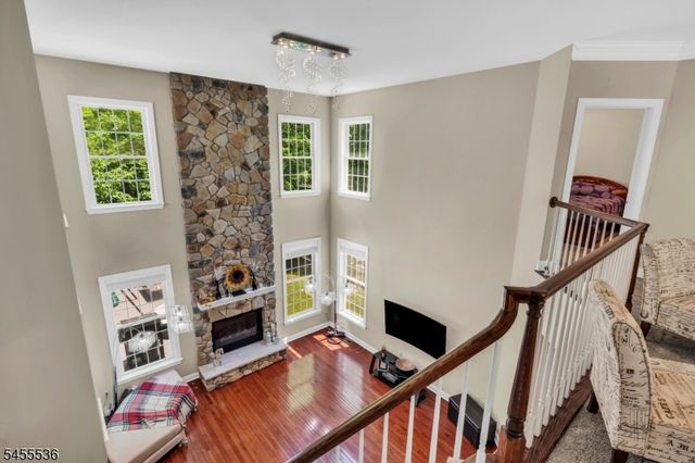 4 Sovereign Dr, Mount Olive Twp., NJ 07836