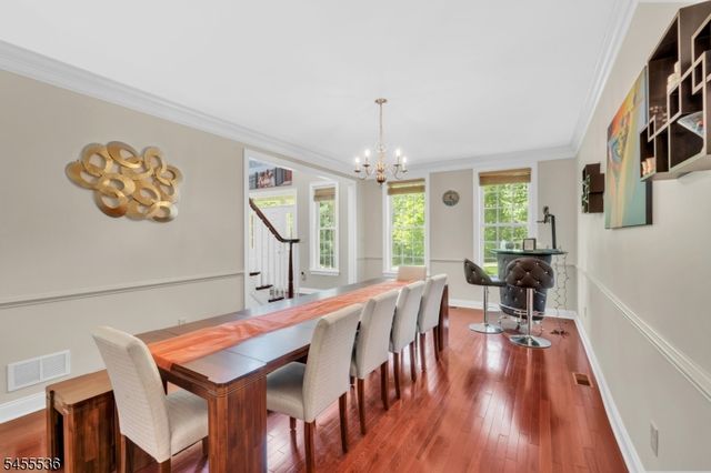 4 Sovereign Dr, Mount Olive Twp., NJ 07836
