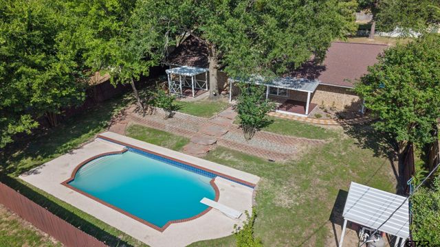110 Linda Ln, Athens, TX 75751