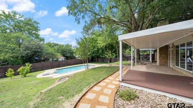 110 Linda Ln, Athens, TX 75751