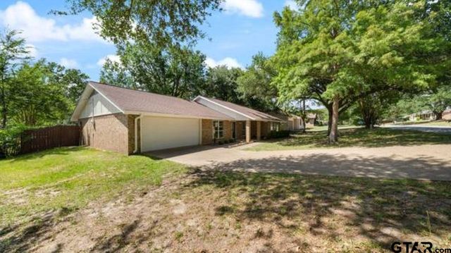 110 Linda Ln, Athens, TX 75751