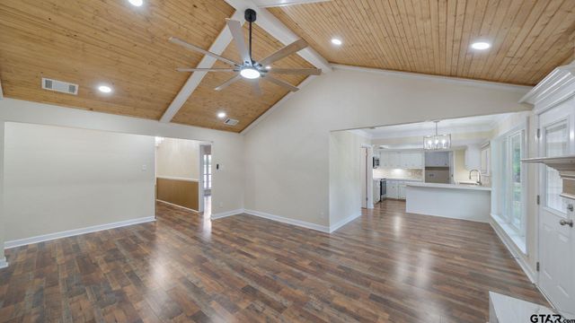 110 Linda Ln, Athens, TX 75751