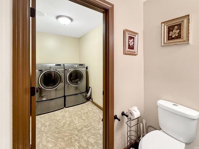 13226 Indiana Street, Grabill, IN 46741