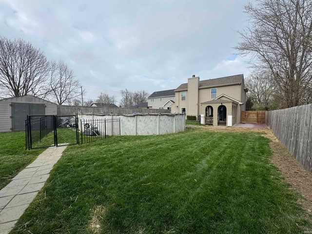 13226 Indiana Street, Grabill, IN 46741