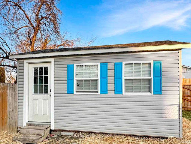 13226 Indiana Street, Grabill, IN 46741