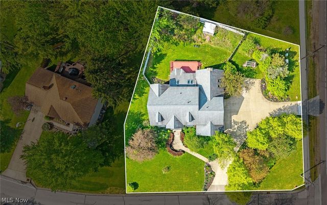 6170 Nicholson Drive, Hudson, OH 44236