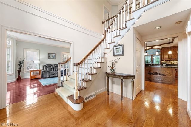 6170 Nicholson Drive, Hudson, OH 44236