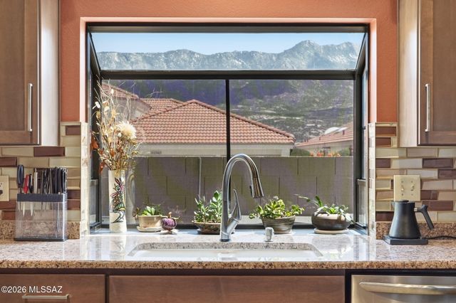 38185 S Birdie Drive, Tucson, AZ 85739