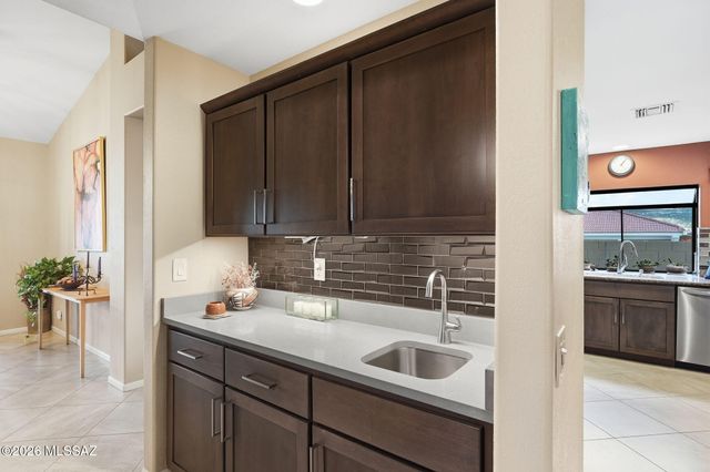 38185 S Birdie Drive, Tucson, AZ 85739