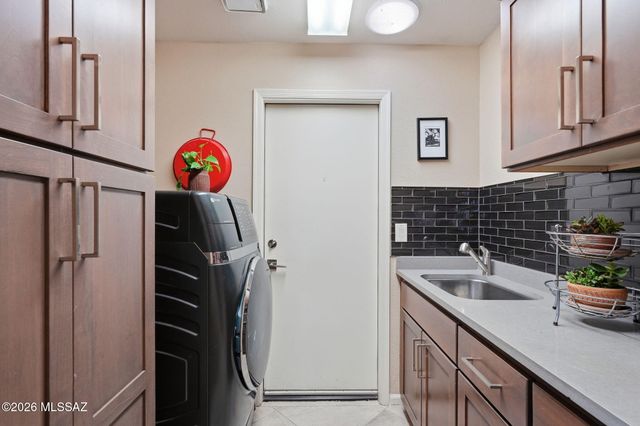 38185 S Birdie Drive, Tucson, AZ 85739
