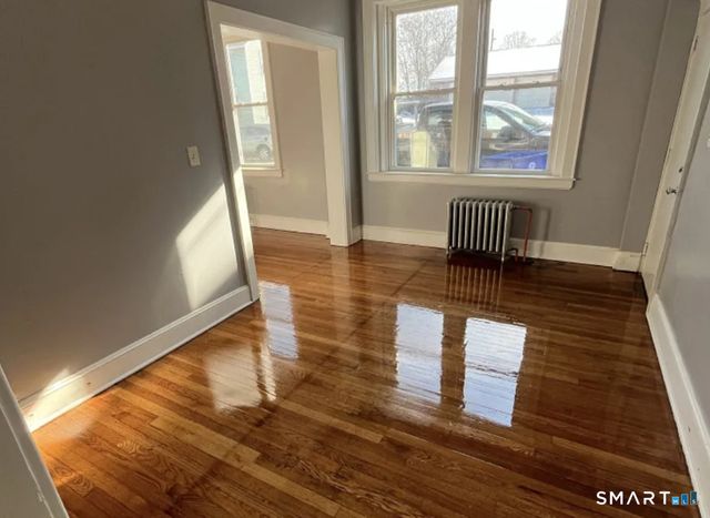 14 Portland Street, Middletown, CT 06457