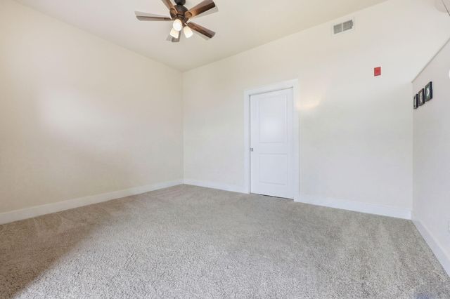 650 S Mill Street 414, Lexington, KY 40508