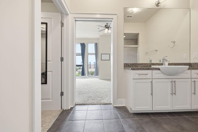 650 S Mill Street 414, Lexington, KY 40508