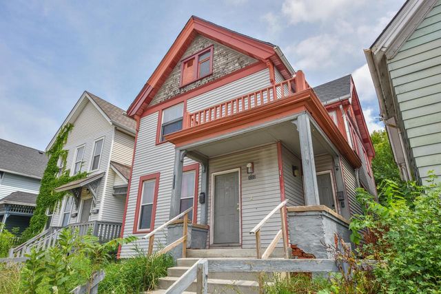 2220 N Holton STREET #2222, Milwaukee, WI 53212
