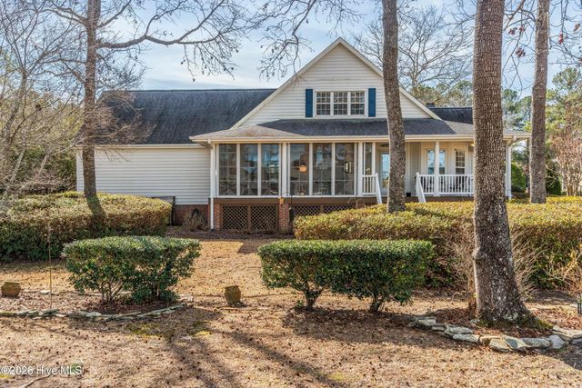 6842 Glass Pond Court SW, Ocean Isle Beach, NC 28469