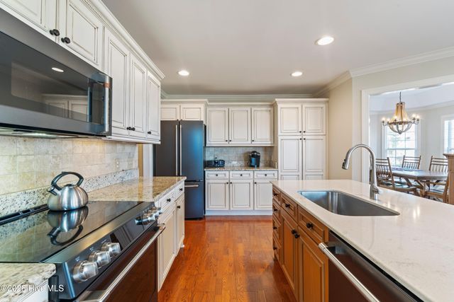 6842 Glass Pond Court SW, Ocean Isle Beach, NC 28469