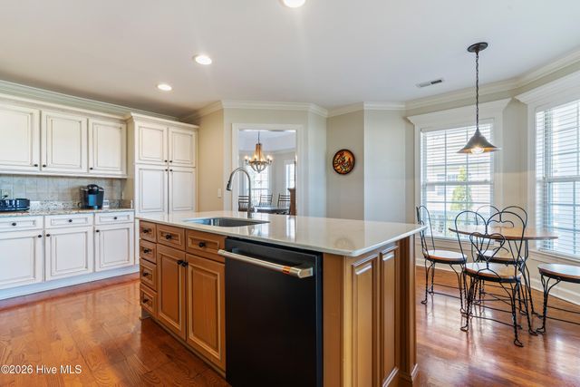 6842 Glass Pond Court SW, Ocean Isle Beach, NC 28469