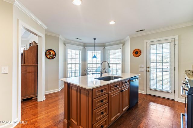 6842 Glass Pond Court SW, Ocean Isle Beach, NC 28469