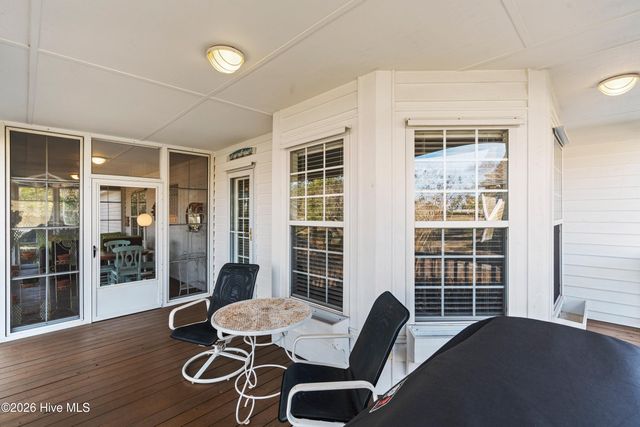 6842 Glass Pond Court SW, Ocean Isle Beach, NC 28469