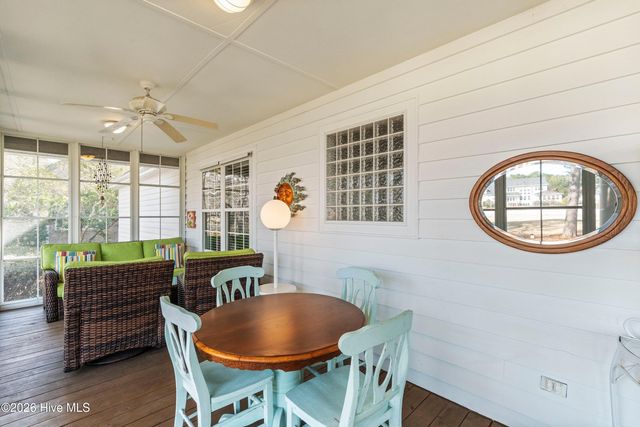 6842 Glass Pond Court SW, Ocean Isle Beach, NC 28469