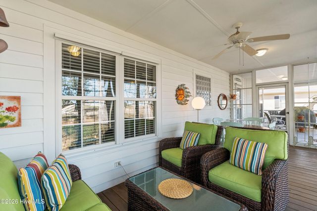 6842 Glass Pond Court SW, Ocean Isle Beach, NC 28469