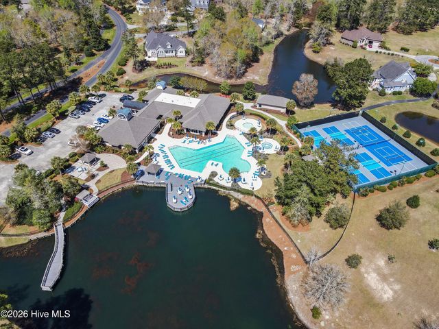 6842 Glass Pond Court SW, Ocean Isle Beach, NC 28469