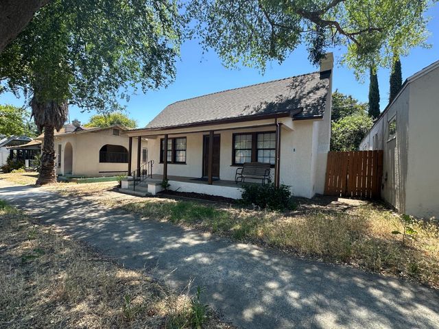 1016 X St, Sacramento, CA 95818