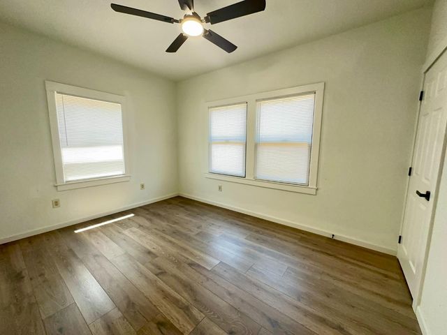 1016 X St, Sacramento, CA 95818