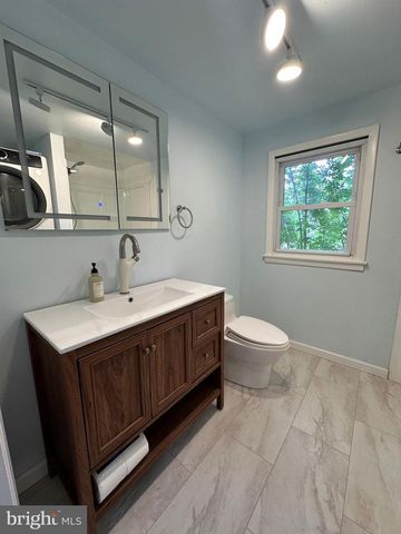 541 W JERSEY AVE, Woodbury Heights, NJ 08097