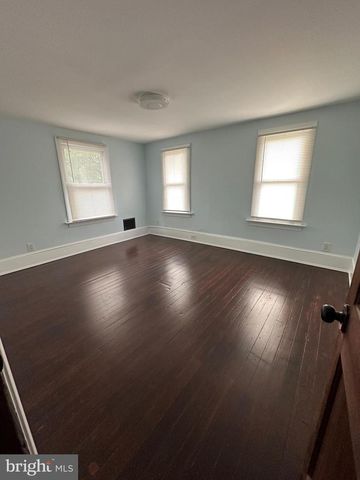 541 W JERSEY AVE, Woodbury Heights, NJ 08097
