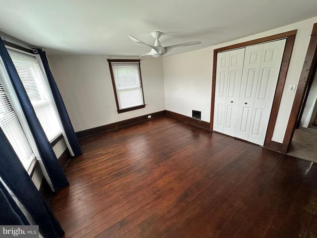 541 W JERSEY AVE, Woodbury Heights, NJ 08097