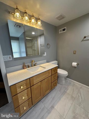 541 W JERSEY AVE, Woodbury Heights, NJ 08097