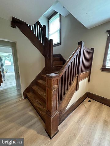 541 W JERSEY AVE, Woodbury Heights, NJ 08097