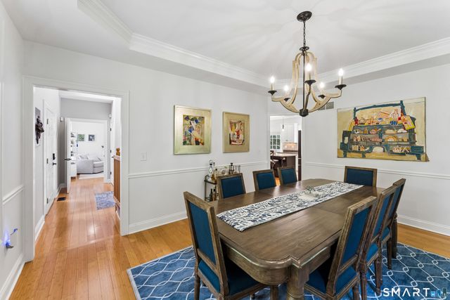 10 Pearl Street, Newtown, CT 06482