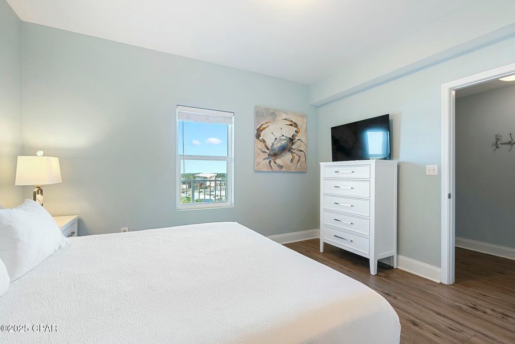 Image 13 of property listing at 9860 S Thomas Drive 913, Panama City Beach, FL 32408